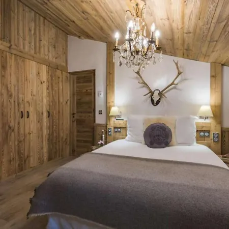 Luxury Chalet - Pool & Spa 度假居
